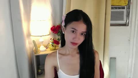Snapshot of miss_sunshinex chatting on 03/04/25, 01:01 Shine online show from 03/04/25, 01:01