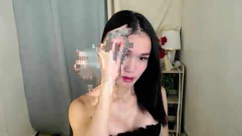 Snapshot of miss_sunshinex chatting on 09/22/25, 05:31 Shine online show from 09/22/25, 05:31