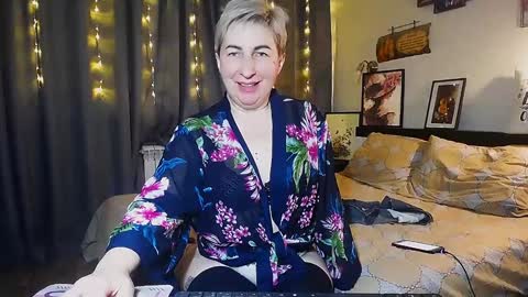 Snapshot of miss_tasha_kom chatting on 01/17/25, 10:33 miss_tasha_kom online show from 01/17/25, 10:33