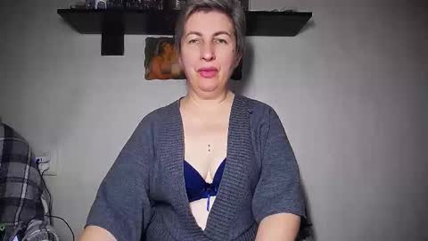 Snapshot of miss_tasha_kom chatting on 10/04/25, 08:45 miss_tasha_kom online show from 10/04/25, 08:45