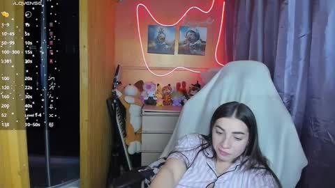 Snapshot of miss_tasy chatting on 02/27/25, 05:15 Melanie January 15th is my birthday there will be an interesting show online show from 02/27/25, 05:15