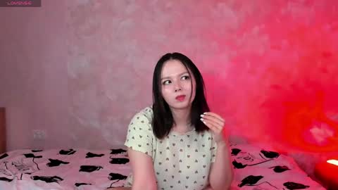 Snapshot of miss_teasee chatting on 04/02/26, 12:03 JULIE online show from 04/02/26, 12:03