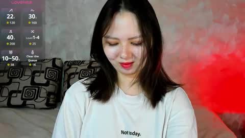 Snapshot of miss_teasee chatting on 05/21/26, 10:11 JULIE online show from 05/21/26, 10:11