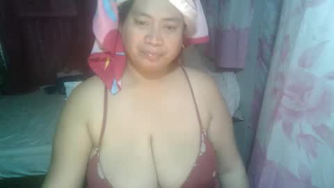 miss v0lcan0 online show from 09/25/25, 10:52