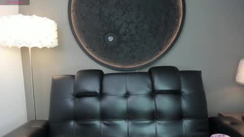 Vaiolette online show from 01/11/25, 11:02