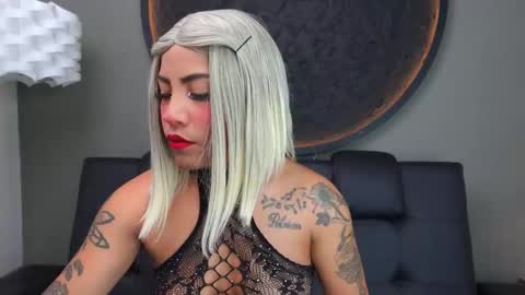 Vaiolette online show from 10/04/25, 11:08