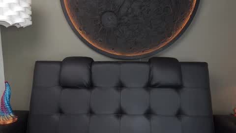 Vaiolette online show from 11/19/25, 11:10