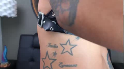 Vaiolette online show from 12/23/25, 11:08