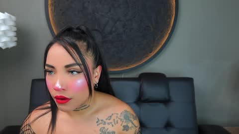 Vaiolette online show from 03/30/26, 11:00