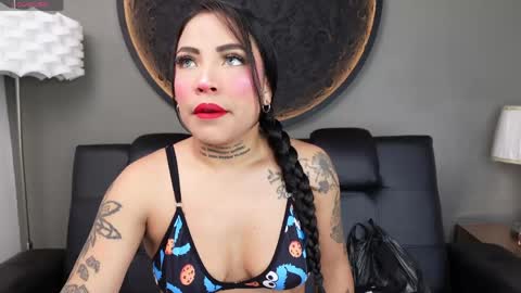 Vaiolette online show from 04/22/26, 11:01