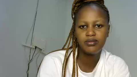 miss_vall online show from 01/31/25, 07:29