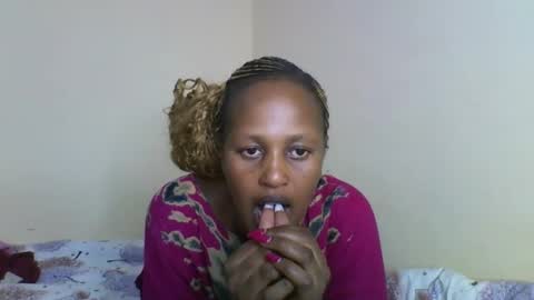 Snapshot of miss_vall chatting on 03/13/26, 06:47 miss_vall online show from 03/13/26, 06:47