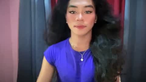 Snapshot of miss_veron_xoxo chatting on 11/07/25, 06:24 miss_veron_xoxo online show from 11/07/25, 06:24