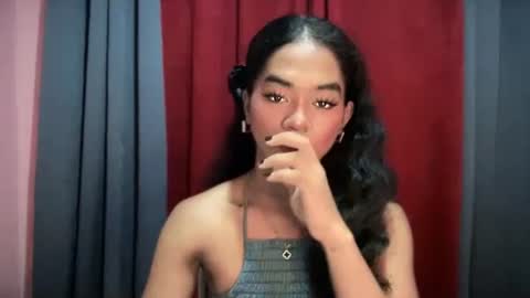 miss_veron_xoxo online show from 11/11/25, 10:15