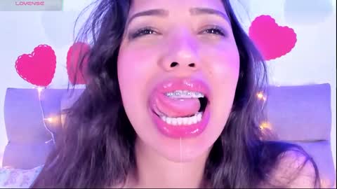 Miss Veronica online show from 02/12/25, 02:43