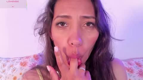 Miss Veronica online show from 03/05/25, 03:18