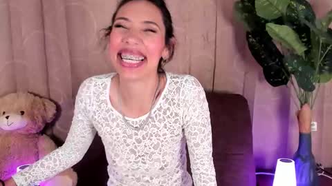 Miss Veronica online show from 03/19/26, 01:15