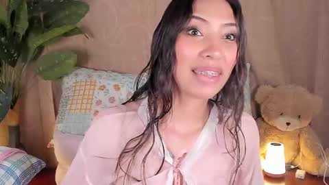Snapshot of miss_veronica2 chatting on 07/20/26, 01:13 Miss Veronica online show from 07/20/26, 01:13
