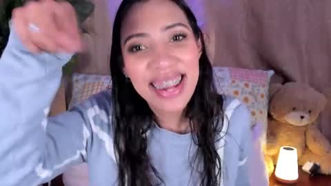 Snapshot of miss_veronica2 chatting on 07/30/26, 12:59 Miss Veronica online show from 07/30/26, 12:59