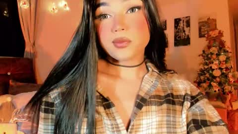 miss_zz online show from 12/22/25, 01:24