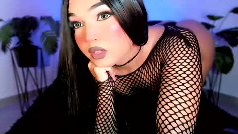 miss_zz online show from 05/22/26, 07:19