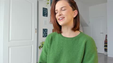 Alexandra Thorn online show from 02/21/26, 10:27