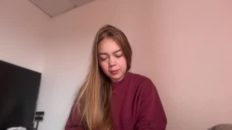 Ameliahs online show from 10/18/25, 03:02