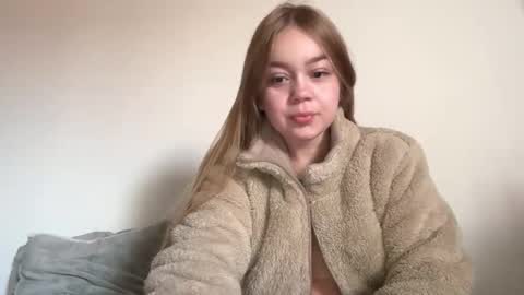 Ameliahs online show from 11/01/25, 12:29