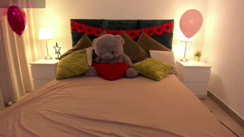 Angelina online show from 03/04/25, 05:32