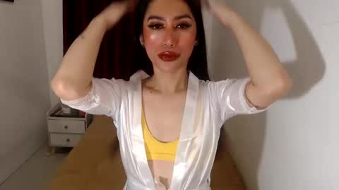 Snapshot of missangelxxx chatting on 12/19/24, 02:45 missangelxxx online show from 12/19/24, 02:45