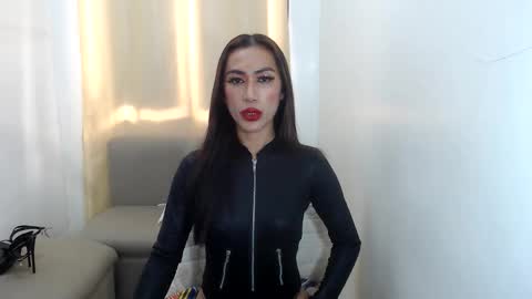 Snapshot of missangelxxx chatting on 05/27/26, 07:38 missangelxxx online show from 05/27/26, 07:38