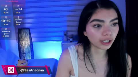 Ariadna Ruiz online show from 04/21/26, 12:00