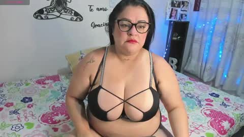 BARBARA follow me instagran missbarbieho  online show from 04/23/26, 02:52