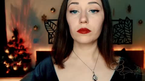 The divine Beverly online show from 12/19/24, 09:28