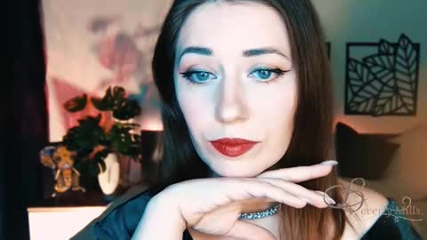 The divine Beverly online show from 02/22/25, 04:40