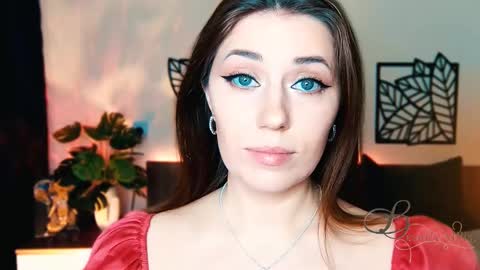 The divine Beverly online show from 02/24/25, 08:17