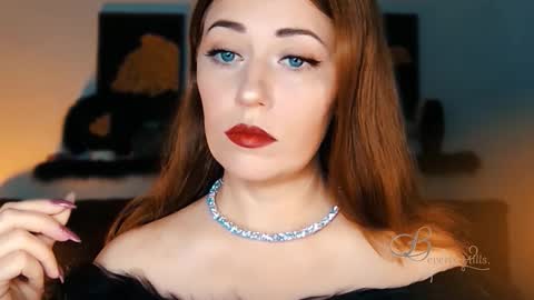 The divine Beverly online show from 10/12/25, 06:12