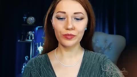 The divine Beverly online show from 04/22/26, 06:42