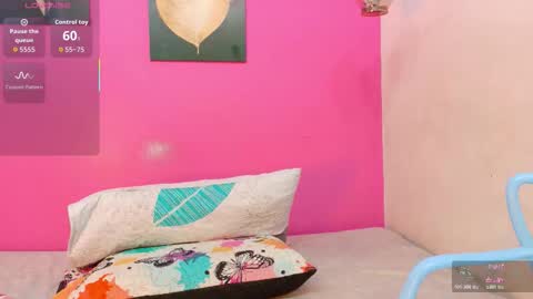 Miss Evelyn  online show from 11/17/25, 07:30