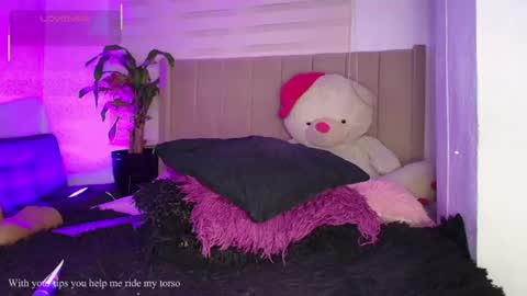 Michelle Indepedient Model online show from 07/28/26, 12:40