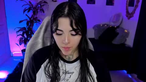 Missy Charlottte.  Hey remember to give me a thumbs up ty online show from 01/10/25, 05:26