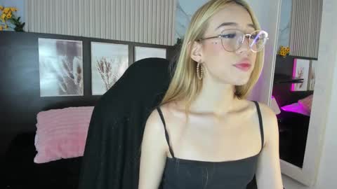 Snapshot of misscheelsee_as chatting on 10/01/25, 08:15 misscheelsee_as online show from 10/01/25, 08:15