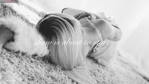 Chloe freelance model Please your thumbs up are important  online show from 04/06/26, 11:49