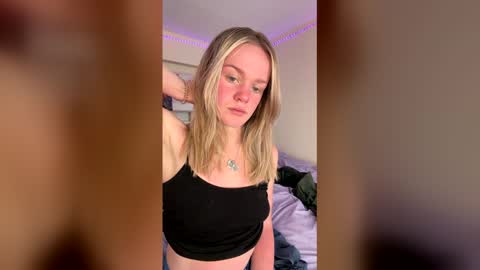 misscorielee2 online show from 04/30/26, 06:14