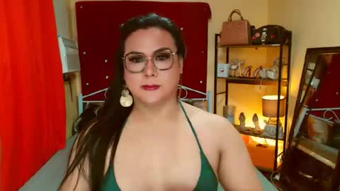 Snapshot of missdominantbigcockx chatting on 10/07/25, 12:13 missdominantbigcockx online show from 10/07/25, 12:13