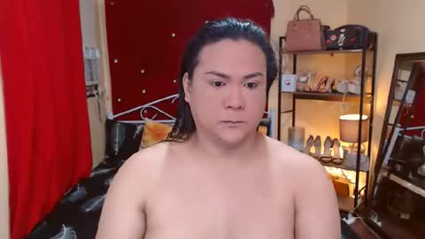 Snapshot of missdominantbigcockx chatting on 10/19/25, 01:45 missdominantbigcockx online show from 10/19/25, 01:45