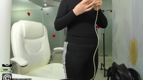 Miss Domina online show from 04/04/26, 02:43