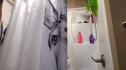 MissEeva online show from 03/18/26, 10:46