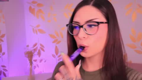 Snapshot of misselektra__ chatting on 06/01/26, 04:14 ELEKTRA online show from 06/01/26, 04:14