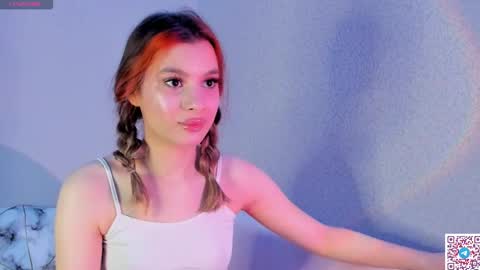 Hello dear my name Elisa online show from 02/28/25, 10:06